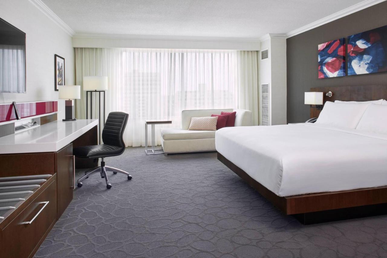 Delta Hotels By Marriott London Armouries מראה חיצוני תמונה