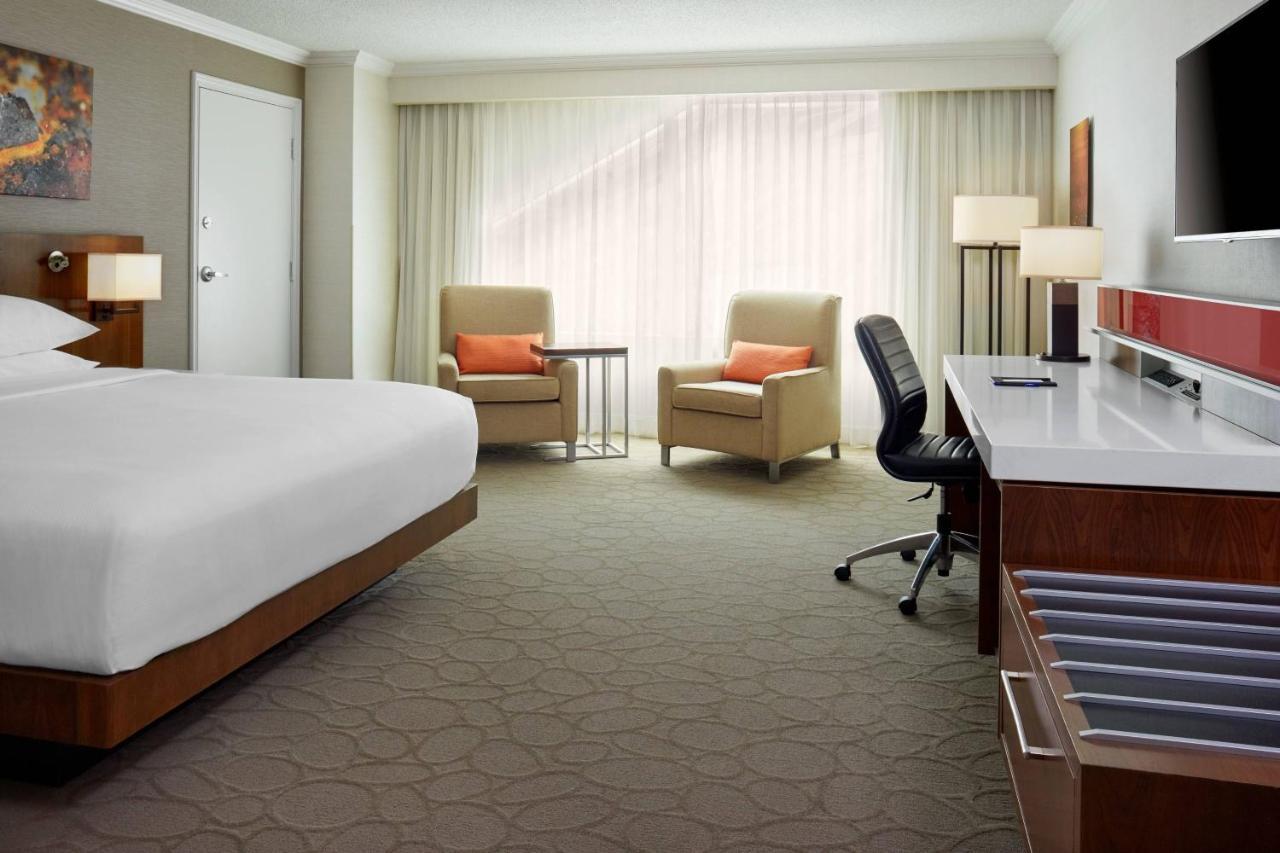 Delta Hotels By Marriott London Armouries מראה חיצוני תמונה