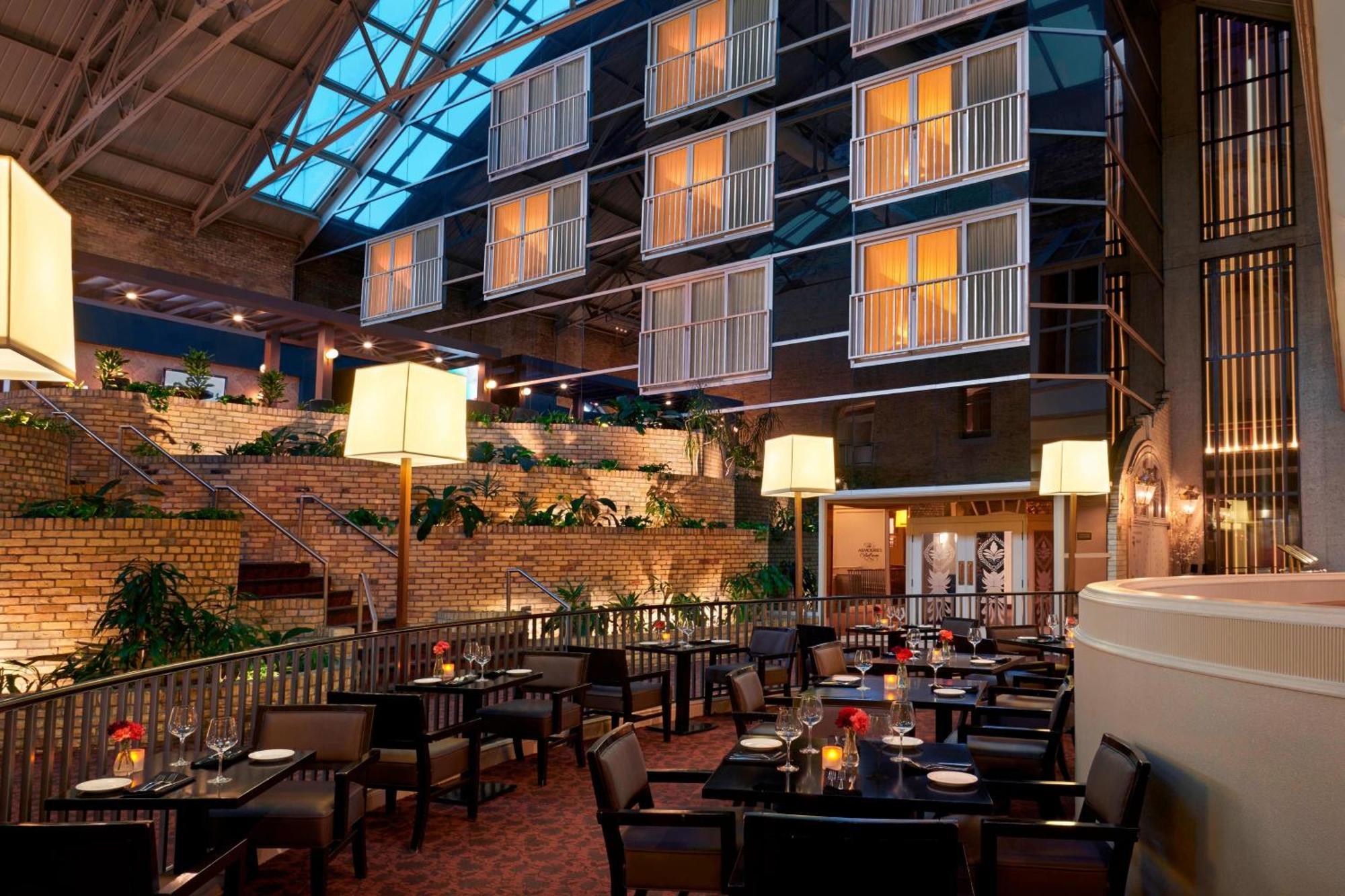 Delta Hotels By Marriott London Armouries מראה חיצוני תמונה