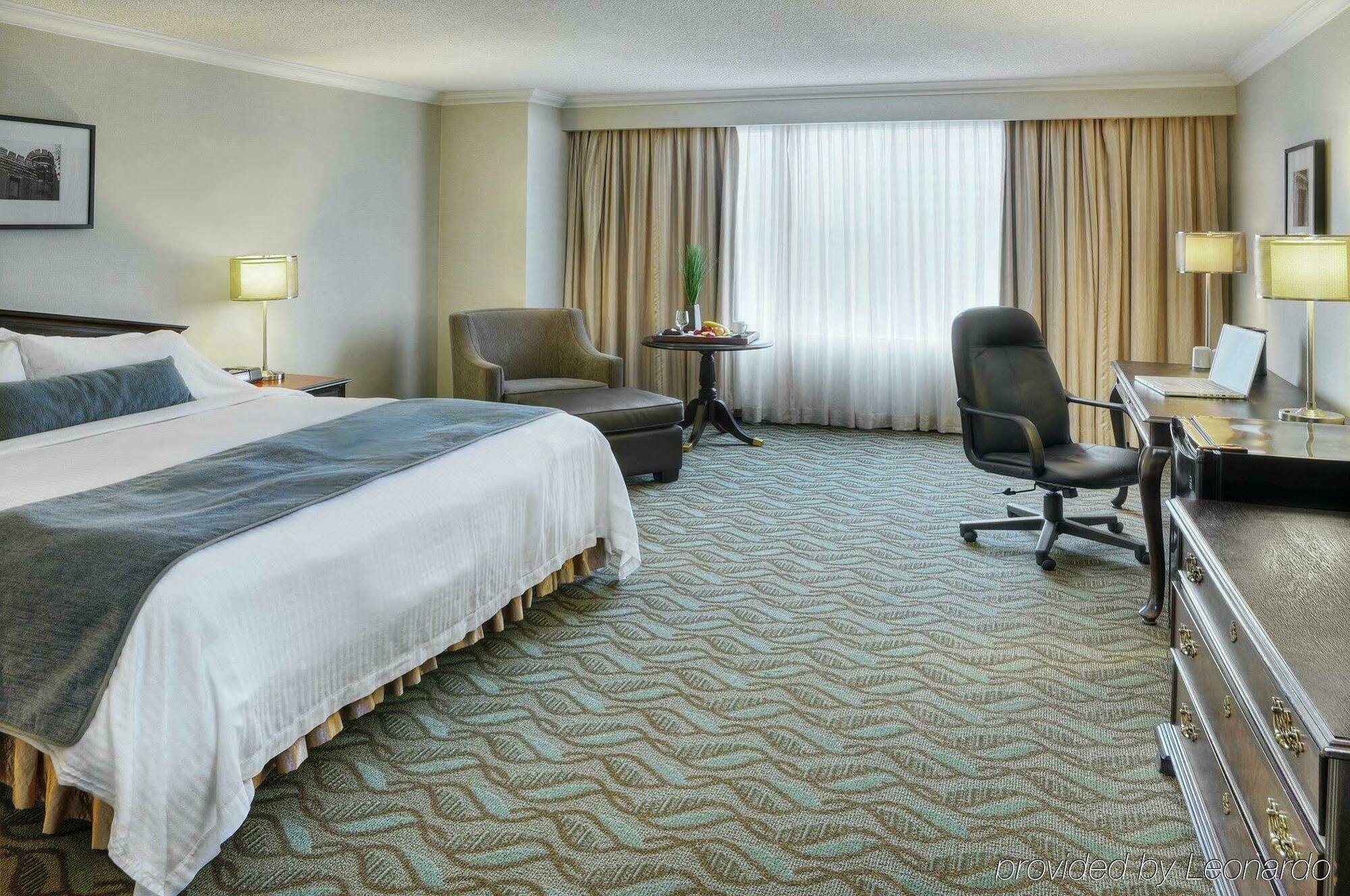Delta Hotels By Marriott London Armouries מראה חיצוני תמונה